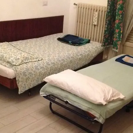 Проживание в семье In Southern Milan, *
