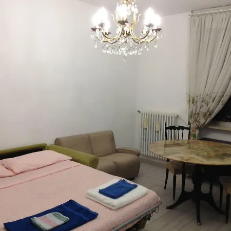 Проживание в семье In Southern Milan,